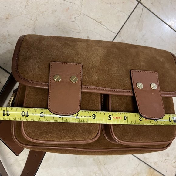 Michael Kors " Hewitt" Women's Caramel Leather Suede Crossbody/Messenger Bag. - Picture 13 of 16